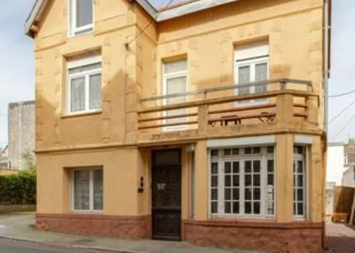 ++++ 70m2 Avec Balcon, A 200 M Et Rue Pietonne A 300 M ++++ Apartman Berck