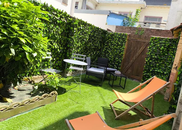 ++++ 70m2 Avec Balcon, A 200 M Et Rue Pietonne A 300 M ++++ Apartman Berck