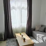 ++++ 70m2 Avec Balcon, A 200 M Et Rue Pietonne A 300 M ++++ * Berck
