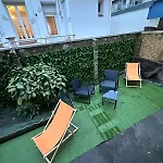 Apartment ++++ 70m2 Avec Balcon, A 200 M Et Rue Pietonne A 300 M ++++