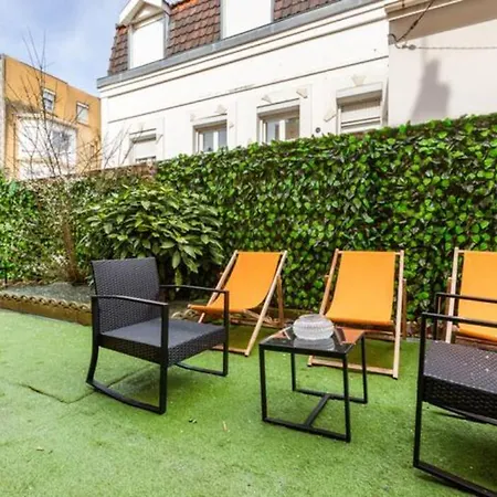 ++++ 70m2 Avec Balcon, A 200 M Et Rue Pietonne A 300 M ++++ * Berck