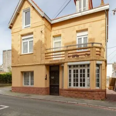 ++++ 70m2 Avec Balcon, A 200 M Et Rue Pietonne A 300 M ++++ Lägenhet Berck