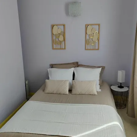 ++++ 70m2 Avec Balcon, A 200 M Et Rue Pietonne A 300 M ++++ Berck