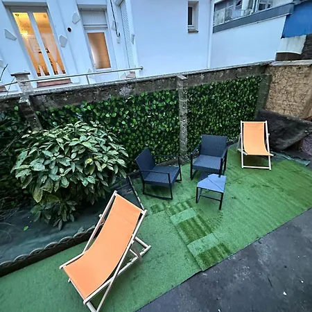 Апартаменты ++++ 70m2 Avec Balcon, A 200 M Et Rue Pietonne A 300 M ++++