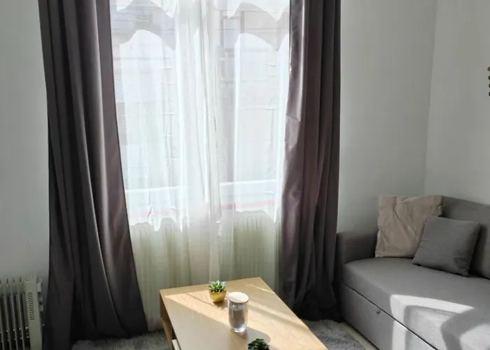 ++++ 70m2 Avec Balcon, A 200 M Et Rue Pietonne A 300 M ++++ * Berck