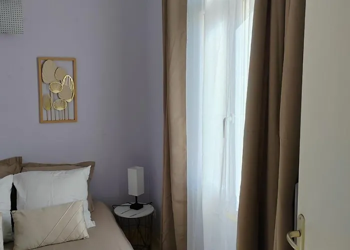 ++++ 70m2 Avec Balcon, A 200 M Et Rue Pietonne A 300 M ++++ Apartament