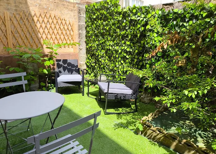 ++++ 70m2 Avec Balcon, A 200 M Et Rue Pietonne A 300 M ++++